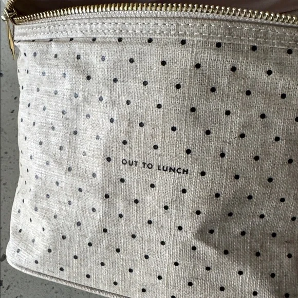 Kate Spade Out To Lunch Tote Bag Polka Dots Beige Black Insulated Picnic Cooler - Picture 12 of 12